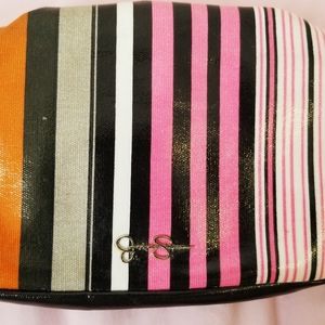 Jessica Simpson clutch